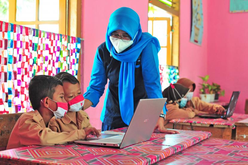 Program Kepemimpinan Sekolah Tingkatkan Kualitas Pendidikan di Indonesia